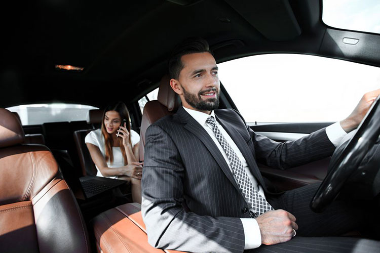 Driving Efficiency: How Chauffeured Limo Services Save Valuable Time in Corporate Travel