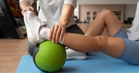 How Physiotherapy in Mississauga Helps You Recover from Sports Injuries and Return Stronger